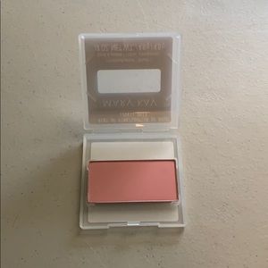 Mary Kay Hint of Pink Blush-Brand new